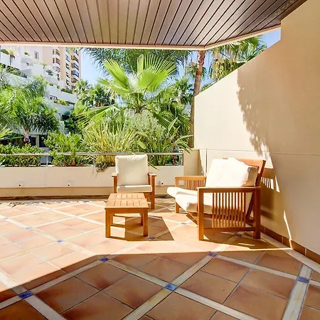 Apartamento Fuente Aloha 公寓 马尔韦利亚